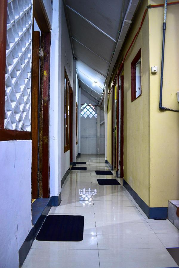 Simplycity Hostel Syariah Bandung Zewnętrze zdjęcie